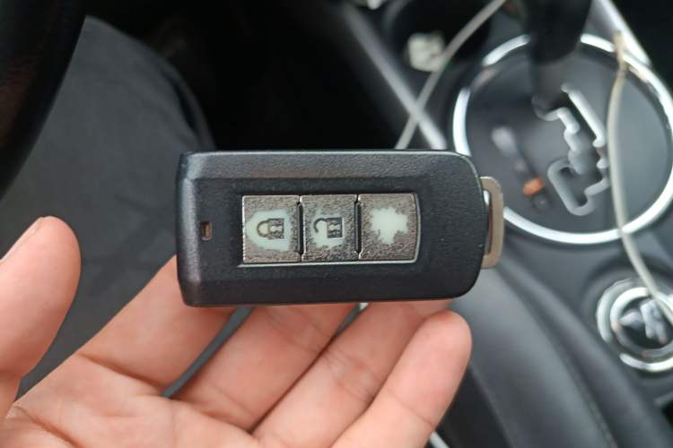 Used Mitsubishi ASX 2013 2.0L CVT Two-Wheel Drive Luxury Edition
