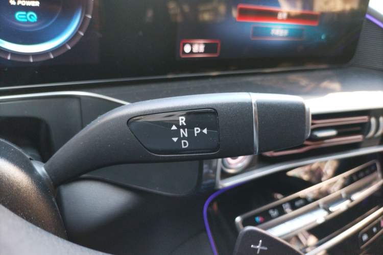 Used Mercedes-Benz EQC 2022 Facelift EQC 400 4MATIC Gear Lever