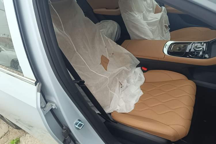 Used Geely Galaxy A7 2025 Model EM-i 150km Prestige Edition

