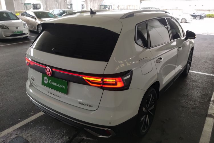 Used Volkswagen Tharu 2024 300TSI Two-Wheel-Drive Moonlight Edition