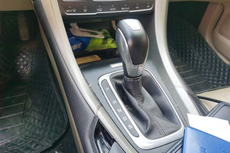 Used Ford Mondeo 2013 2.0L GTDi 200 Luxury Model
