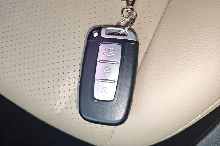 Used Hyundai Elantra (5th Generation / Langdong) 2013 1.6L Automatic Leading Model Vehicle Key