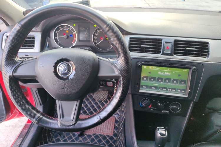 Used Skoda Rapid Spaceback 2016 Revised 1.6L Automatic Chuanxing Version