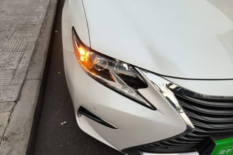 Used Lexus ES 2017 200 30th Anniversary Edition