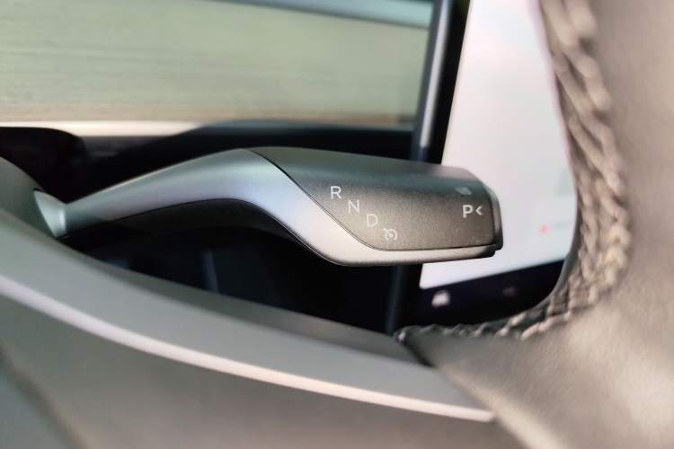 Used Tesla Model Y 2023 Rear-Wheel-Drive Version