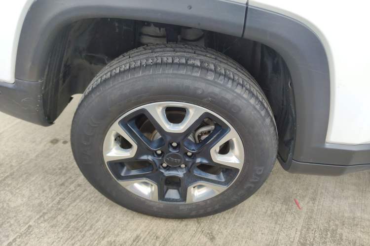 Used Jeep Compass 2017 200TS Automatic High-Performance All-Wheel Drive Edition