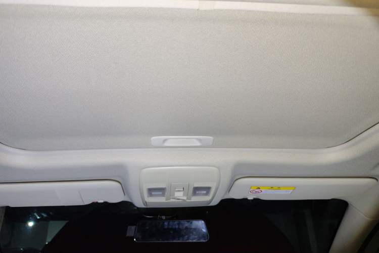 Used Mazda 3 Axela 2017 Sedan 1.5L Automatic Luxury Model Emission Standard China V
