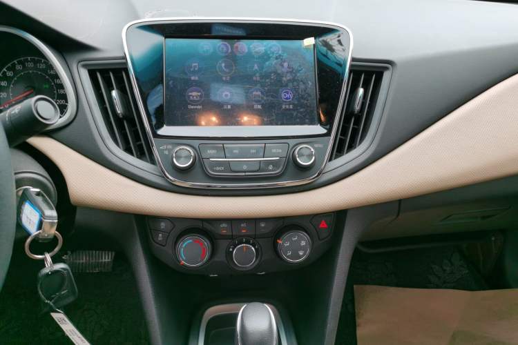 Used Chevrolet Monza 2020 320 Automatic Enjoyment Edition