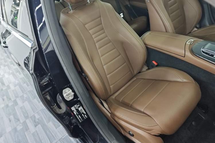 Used Mercedes-Benz E-Class 2021 Restyled E 300 L Sporty and Stylish Edition
