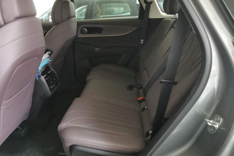 Used Chery Tiggo 9 C-DM 2025 1.5T 106KM Ultra-Comfort Edition 5 Seats Lithium-NMC
