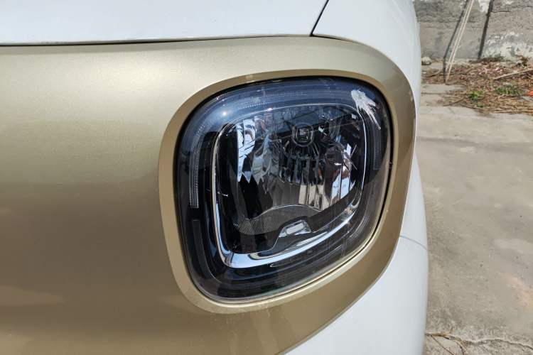 Used Bestune Pony 2026 Model 222km Cute Horse Plus Left Front Headlight