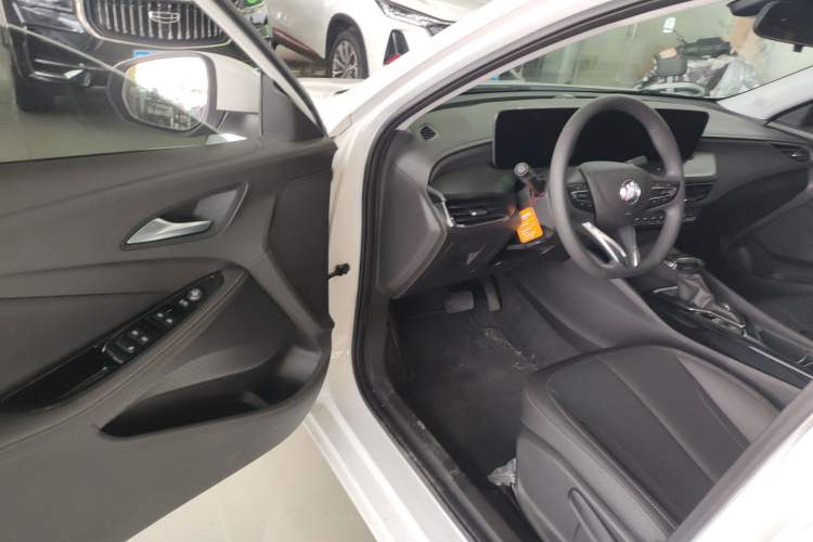 Used Buick Verano 2023 Pro Enjoyment Edition Driver Seat