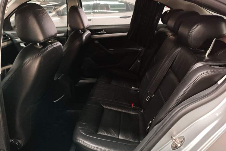 Used Volkswagen Lavida 2015 1.6L Automatic Fashion Edition
