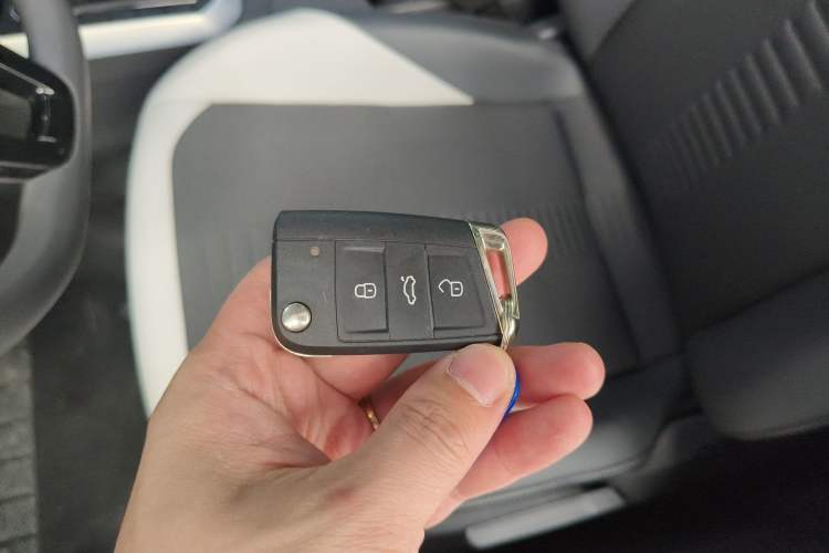 Used Volkswagen Polo 2021 Plus 1.5L Automatic Colorful Tech Edition Vehicle Key