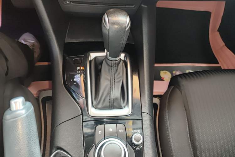 Used Mazda 3 Axela 2016 Sedan 1.5L Automatic Luxury Model Gear Lever