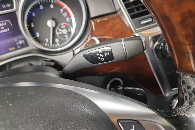 Used Mercedes-Benz M-Class 2014 ML 400 4MATIC Luxury Model