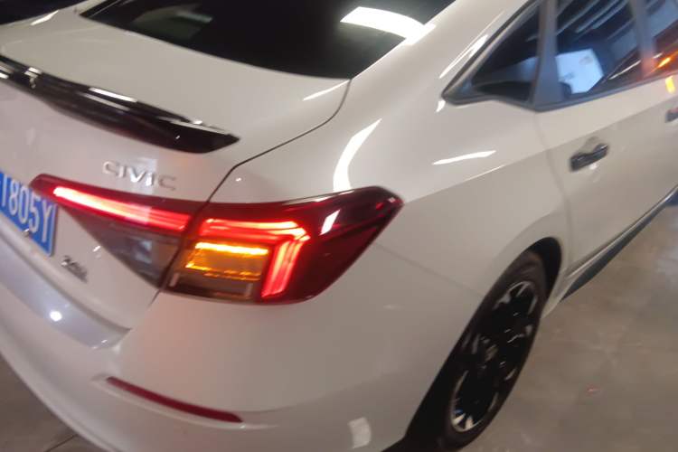 Used Honda Civic 2025 240TURBO CVT SmartFun Pro
