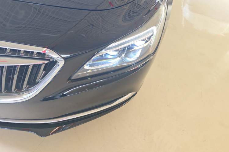 Used Buick LaCrosse 2018 30H Elite Edition