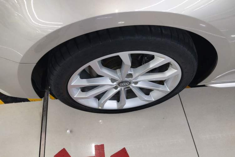 Used Audi A4L 2018 30th Anniversary Edition 40 TFSI Fashion Model