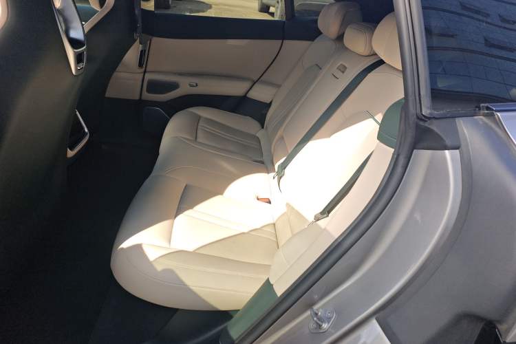 Used Xiaomi Auto YU7 2025 Ultra-Long Range High-Performance All-Wheel-Drive Max Edition