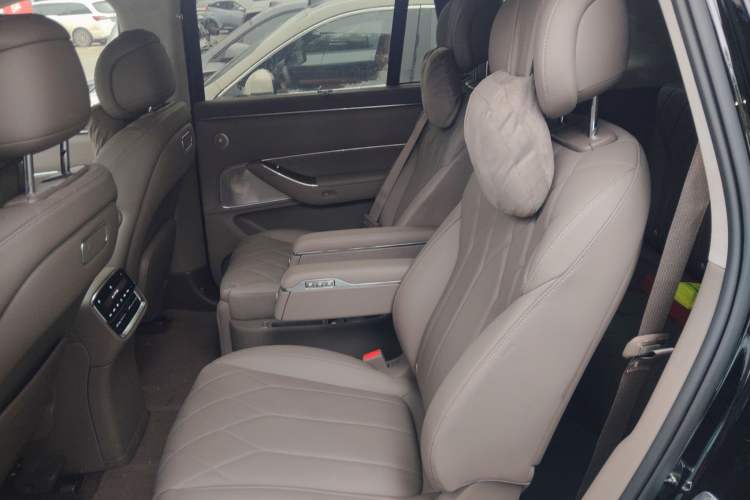 Used Hima AITO M8 2025 Model, Pure Electric Max+ Six-Seat Long-Range Version