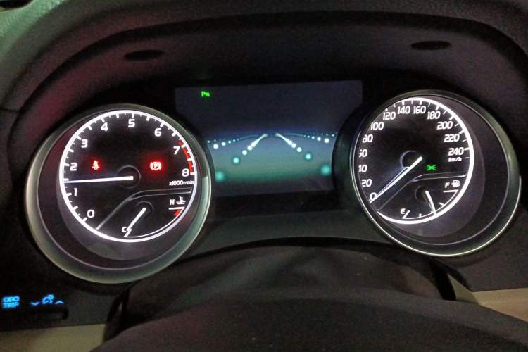 Used Toyota Camry 2018 2.5G Luxury Edition
