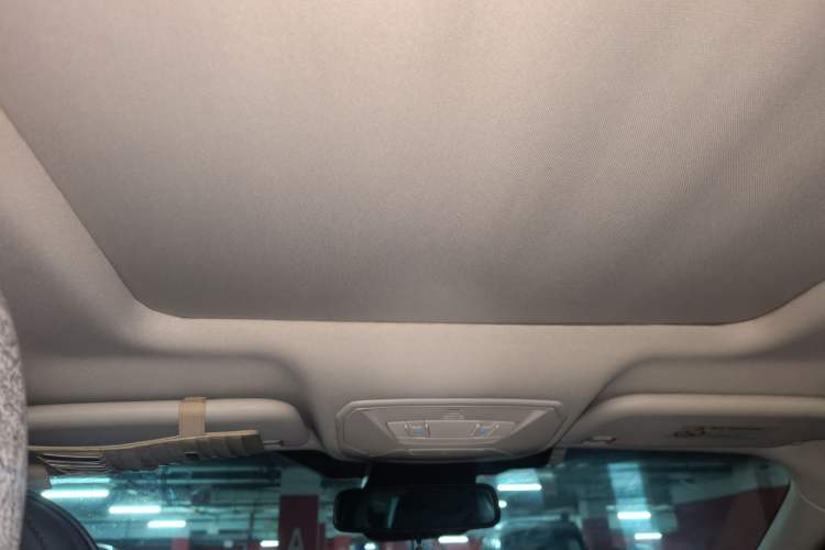 Used Ford Kuga 2017 EcoBoost 245 Four-Wheel Drive Titanium Edition Headliner