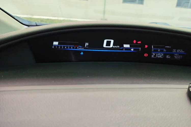 Used Honda Jade 2016 1.8L Automatic Comfort Elite Version 5 Seats