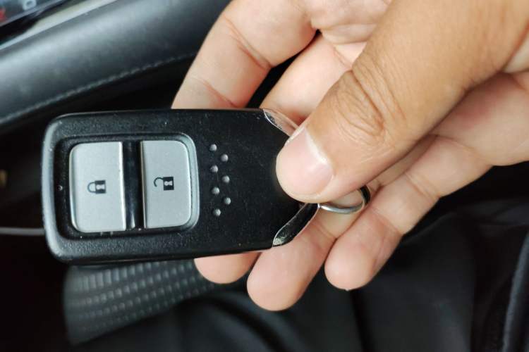 Used Honda Vezel 2017 1.8L CVT Front-Wheel Drive Pioneer Edition