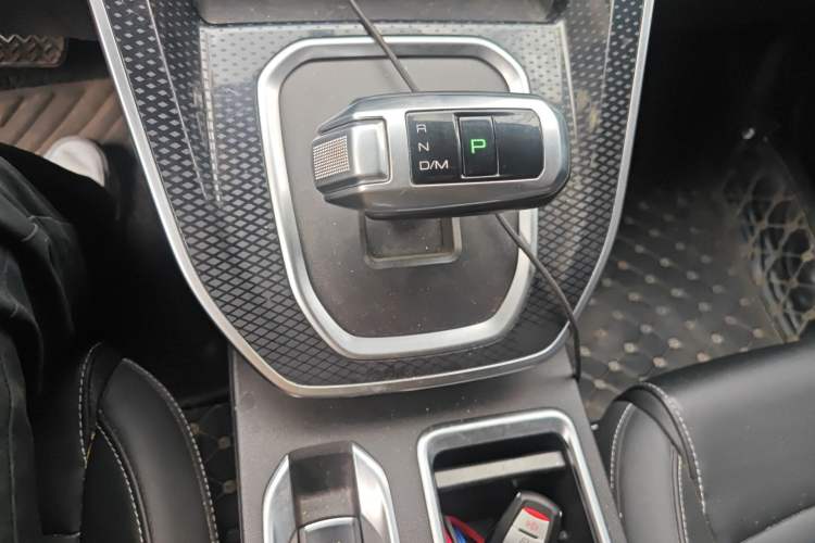 Used Haval M6 2021 PLUS 1.5T DCT Prestige Smart Connectivity Model