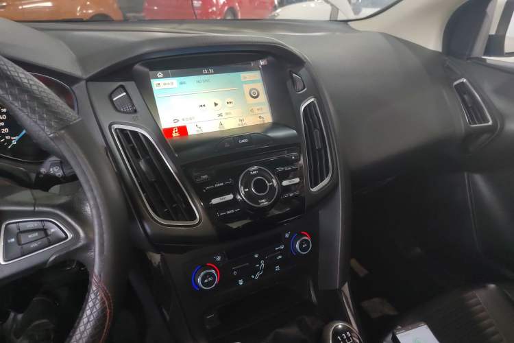 Used Ford Focus 2017 Sedan 1.6L Manual Fashion Edition Smart Drive Version