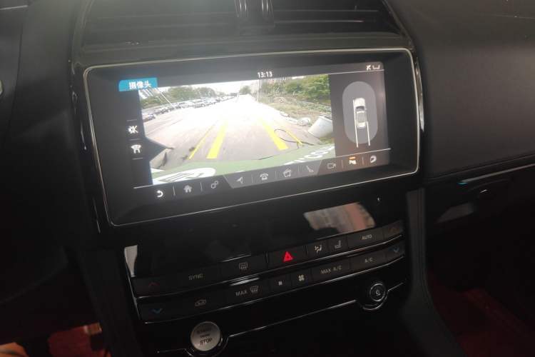 Used Jaguar F-PACE 2019 2.0T Four-Wheel Drive Urban Luxury Edition Audio And AC Panel