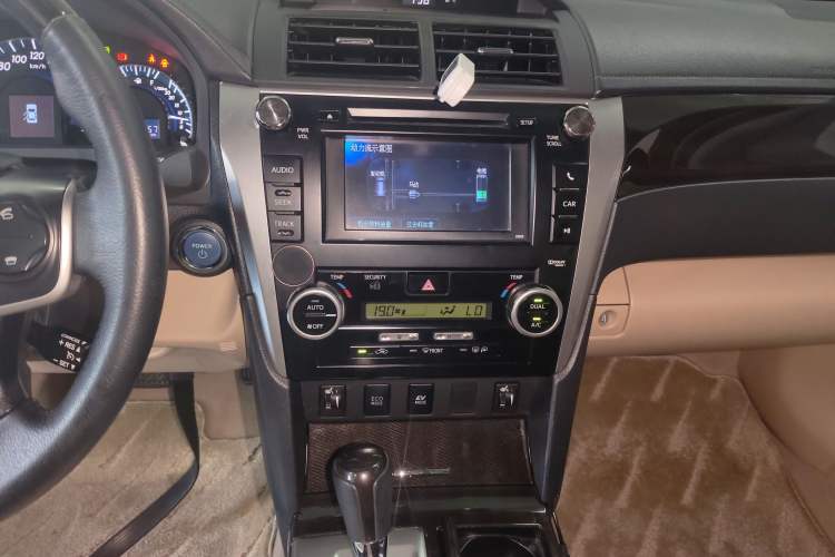 Used Toyota Camry 2012 Luxurious Edition 2.5HG Zunrui
