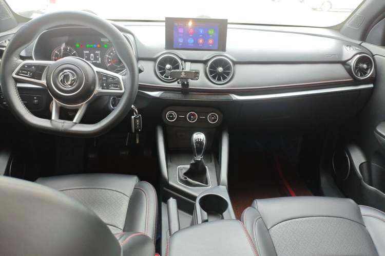 Used Dongfeng Fengon 500 2022 1.5L Manual Enjoyment Model