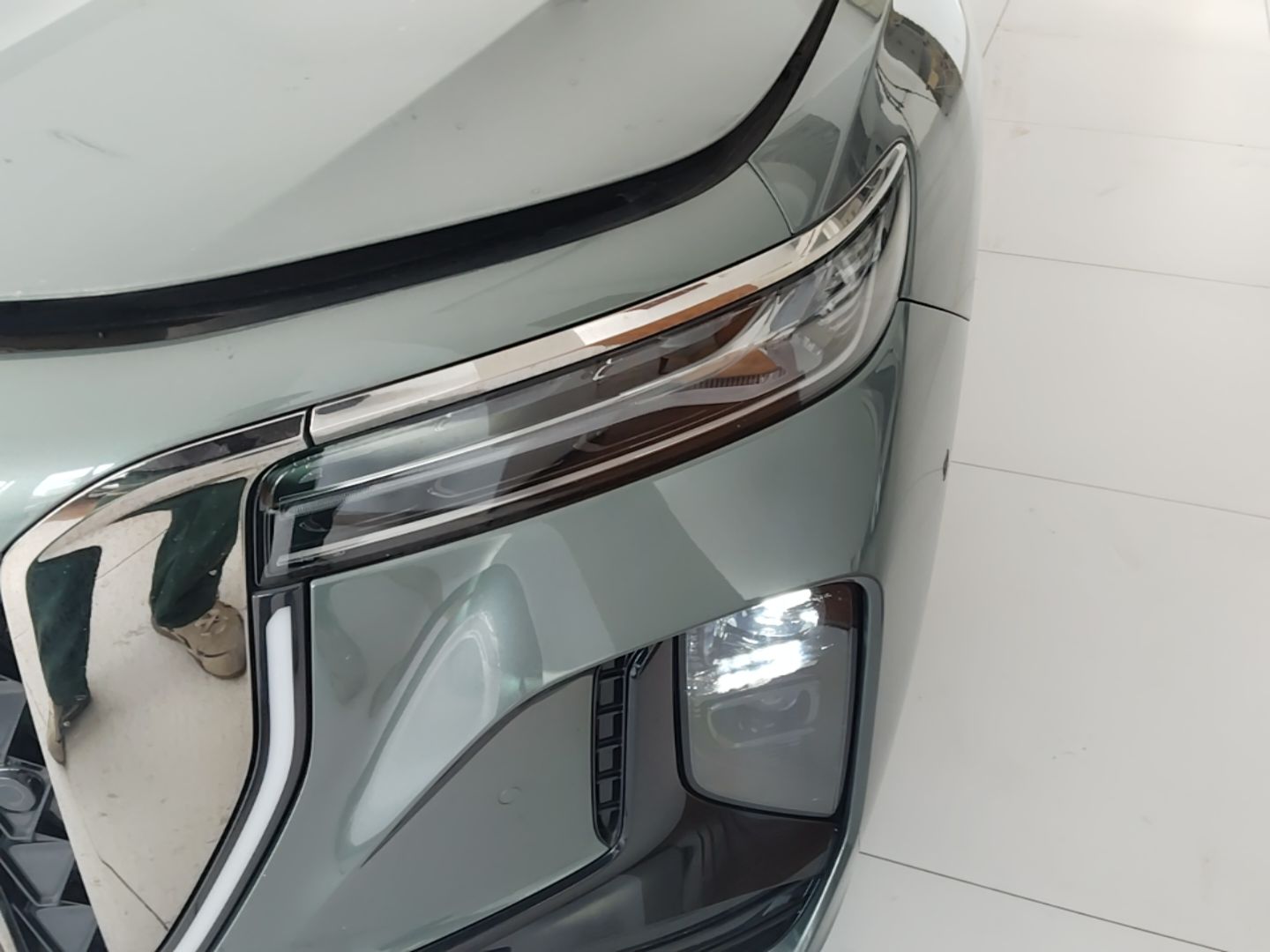 Hongqi H9 2025 2.0T Two-Wheel Drive Flagship Private Enjoyment Fashion Edition 5 Seats — снимка 8