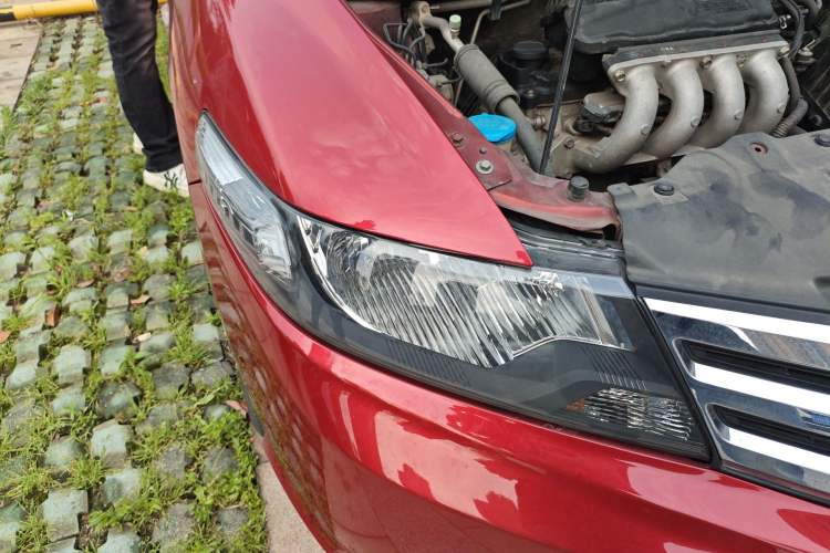 Used Honda City Classic 2012 1.5L Automatic Elite Edition Right Front Headlight