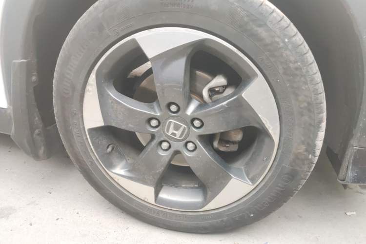 Used Honda Vezel 2015 1.8L CVT 2WD Luxury Model Right Front Wheel Hub