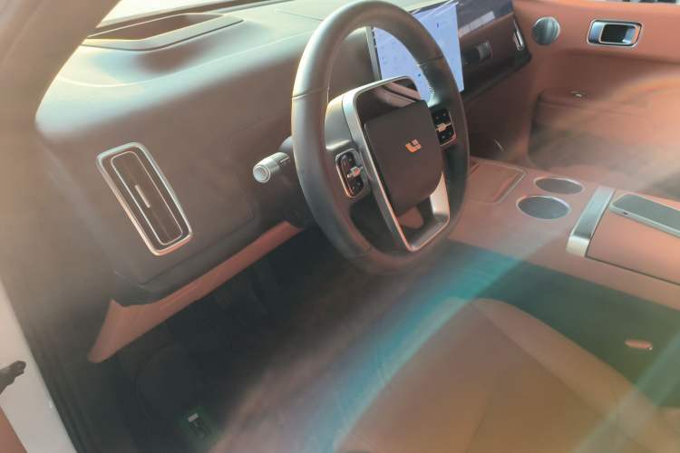 Used Li Auto L7 2023 Air model