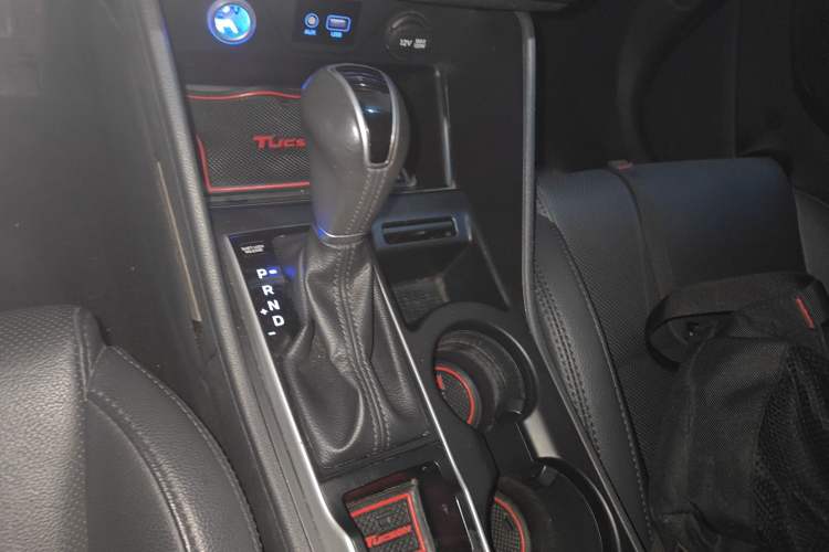 Used Hyundai Tucson 2018 1.6T Dual-Clutch Two-Wheel Drive 15th Anniversary Special Edition