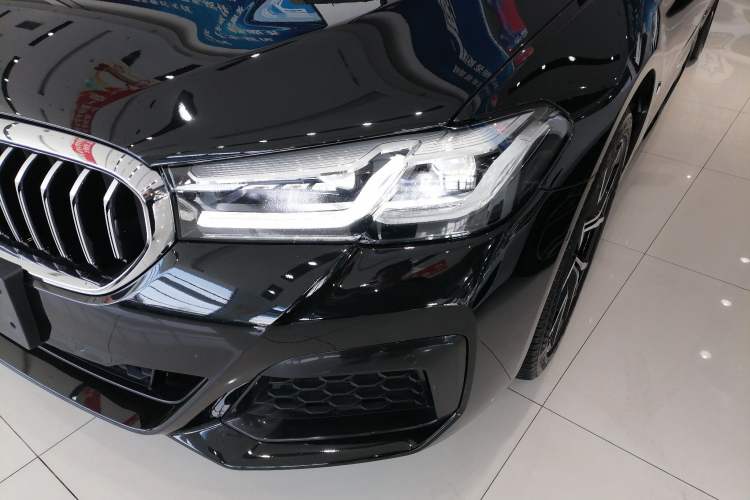 Used BMW 5 Series 2022 Second Facelift 530Li Luxury Version M Sport Package
