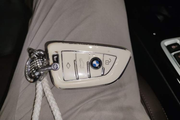 Used BMW 1 Series 2021 125i M Sport Night Edition Interior 1