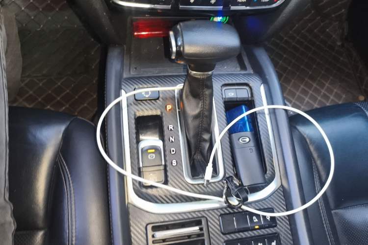 Used GAC Trumpchi GS8 2017 320T Two-Wheel Drive Luxury Smart Connectivity Version (7 Seats)