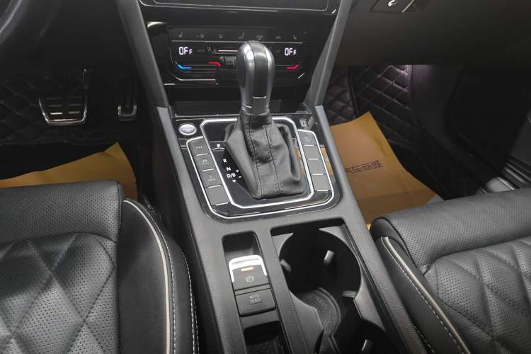 Used Volkswagen Magotan GTE Plug-in Hybrid 2022 GTE Luxury Model