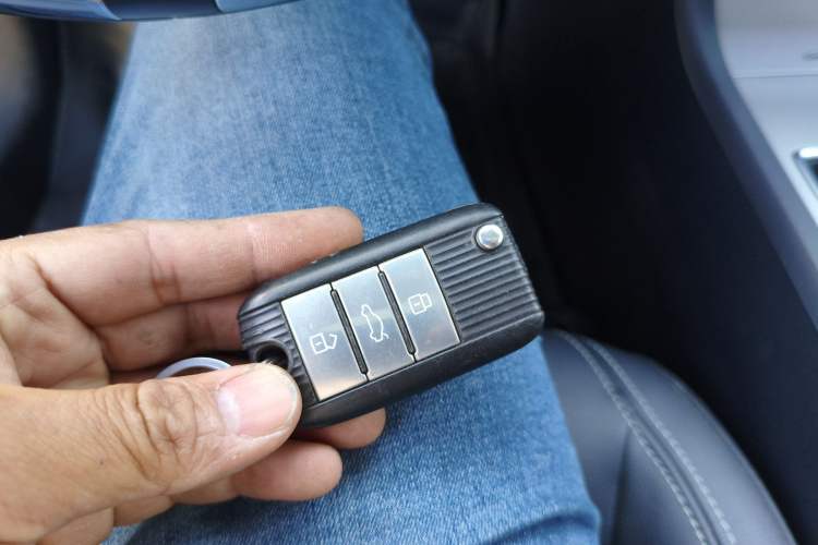 Used Roewe i6 New Energy 2017 45T Hybrid Connect & Smart Enjoyment Edition
