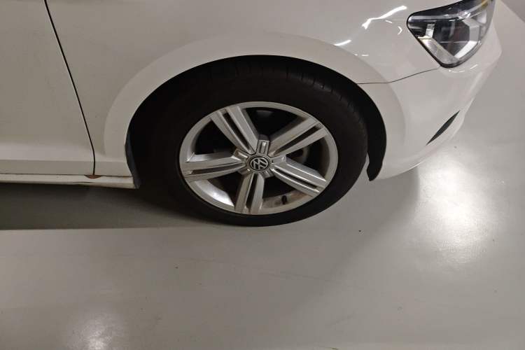 Used Volkswagen Lamando 2015 280TSI DSG Comfort Edition