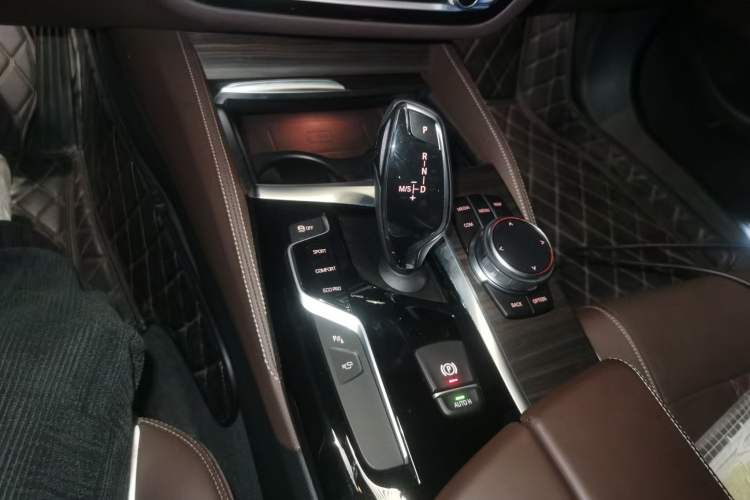 Used BMW 5 Series 2018 Revised Version 530Li Leading Edition Luxury Package