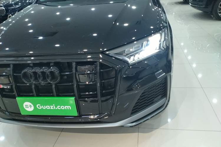 Used Audi Q7 2022 55 TFSI quattro S line Sport model