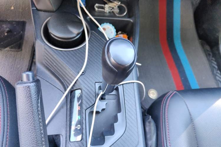 Used Toyota RAV4 2015 2.0L CVT Two-Wheel Drive Fashion Edition
