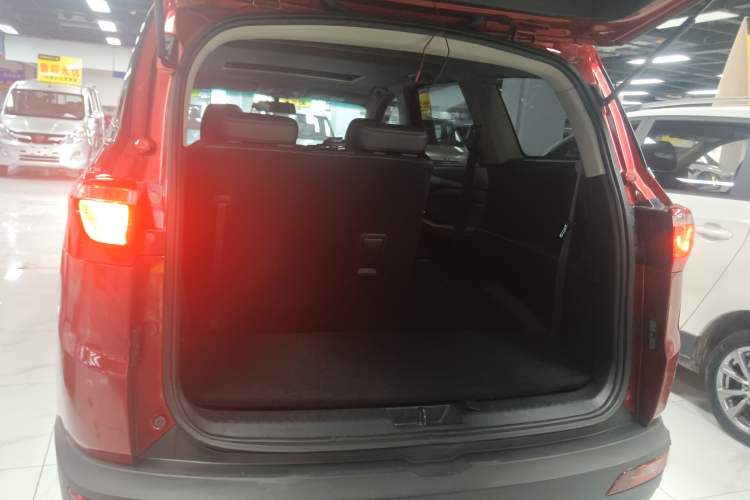 Used Wuling Hongguang S3 2018 1.5L Manual Luxury Model China V Standard
