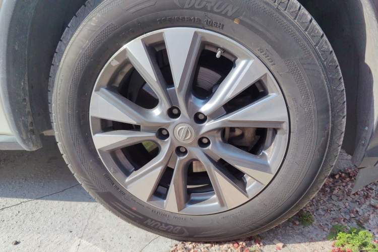 Used Nissan Murano 2021 2.5L XL Two-Wheel Drive Smart Connect Luxury Edition Right Front Wheel Hub